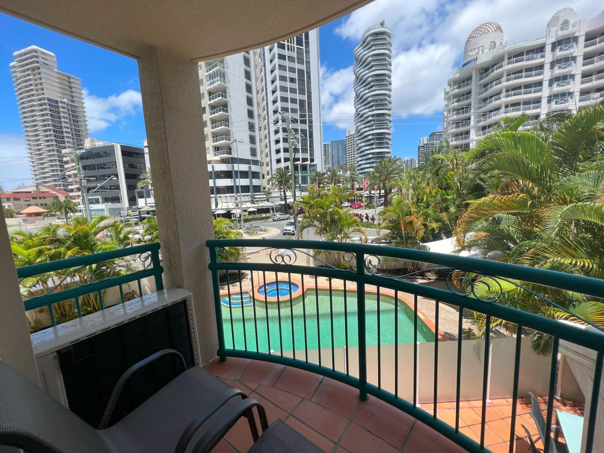 Cha Private Apts Aruba Beach Gold Coast Exterior photo